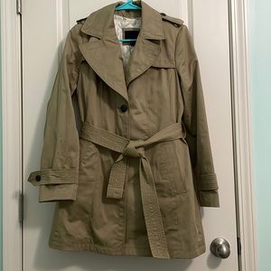 Banana Republic Classic Trench coat with interior quilted vest / Small / Khaki
